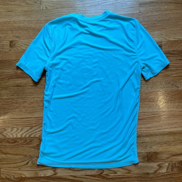 4/$25 Gap kids Boys Rashguard Short Sleeve Size Large
Blue Surf Design - Picture 3 of 10
